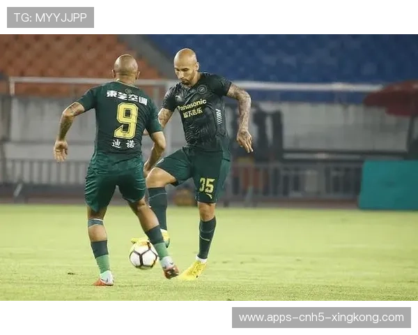 长春亚泰中场保护得力,使得攻守衔接极为顺滑